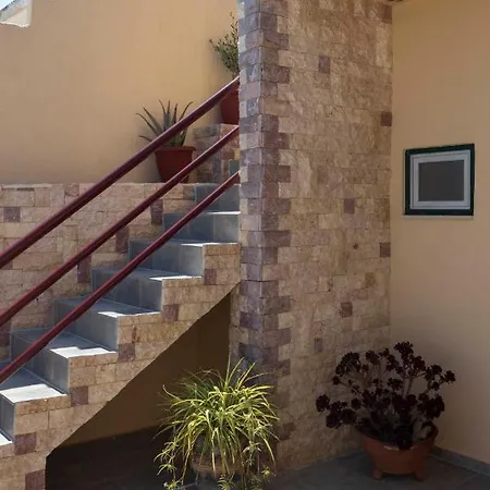بيت للعطل Hamezi House - Authentic Cretan Escape سيتيا