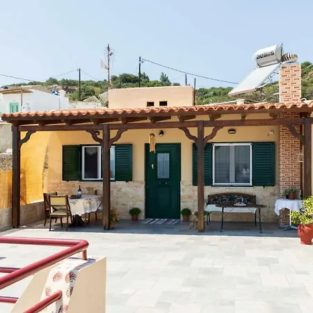 بيت للعطل Hamezi House - Authentic Cretan Escape سيتيا