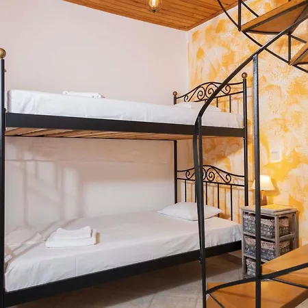 بيت للعطل Hamezi House - Authentic Cretan Escape